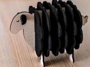 Set de Sous-Verres en Bois Forme Mouton – Découpe Laser Unique | Cadeau Déco Rustique pour Maison ou Bureau - Image 11